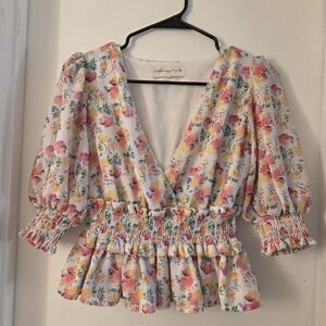 Vibrant Floral V-Neck Blouse with Puff Sleeves Size Medium